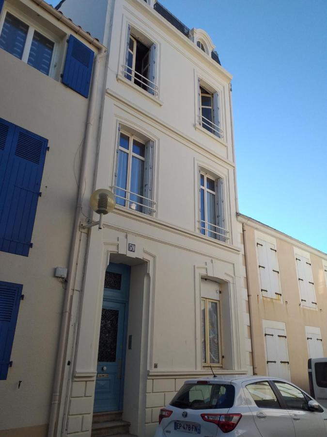 Hyper Centre Entre Port Et *